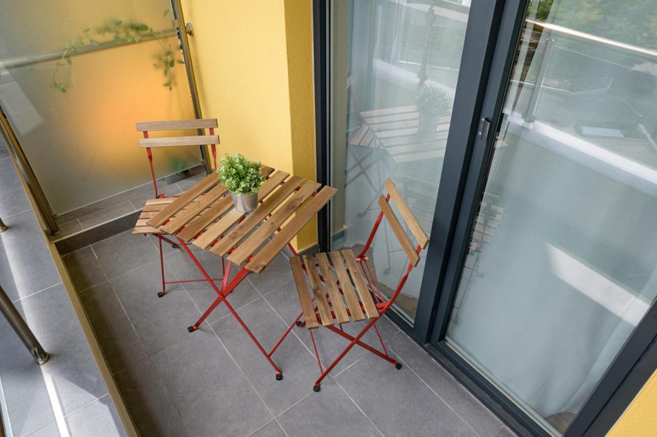 Apartment A'More Saints Constantine and Helena Bagian luar foto